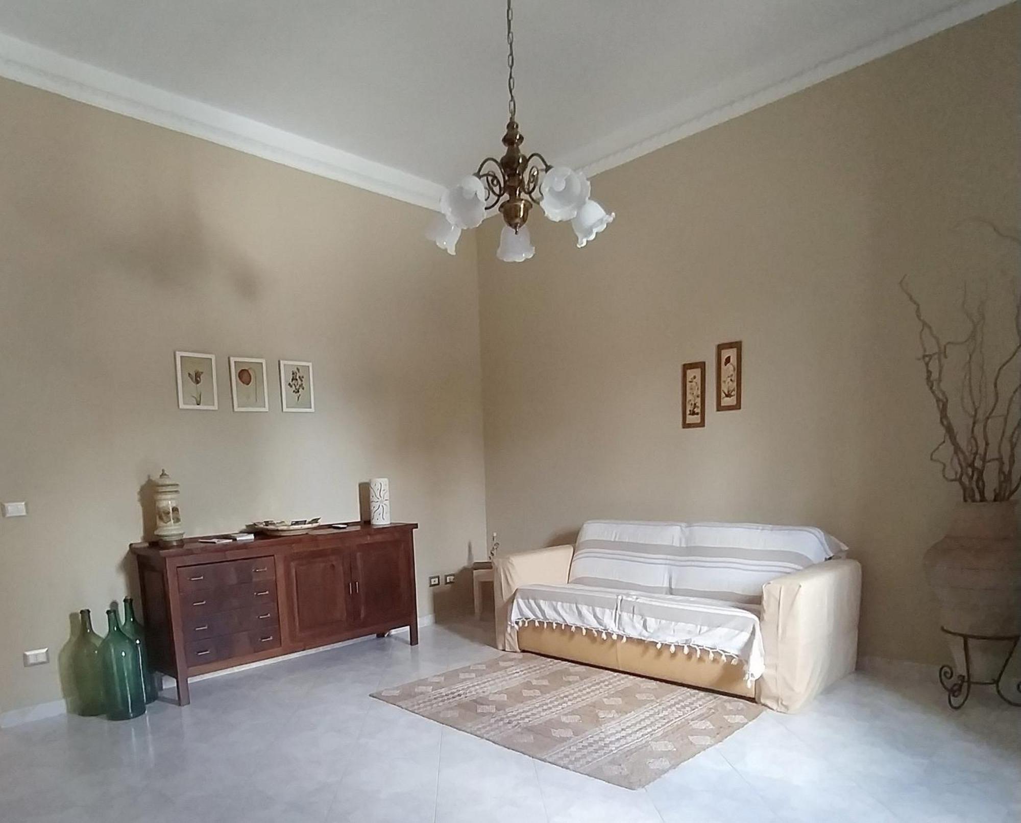 לצ'ה La Casetta Col Cortile מראה חיצוני תמונה