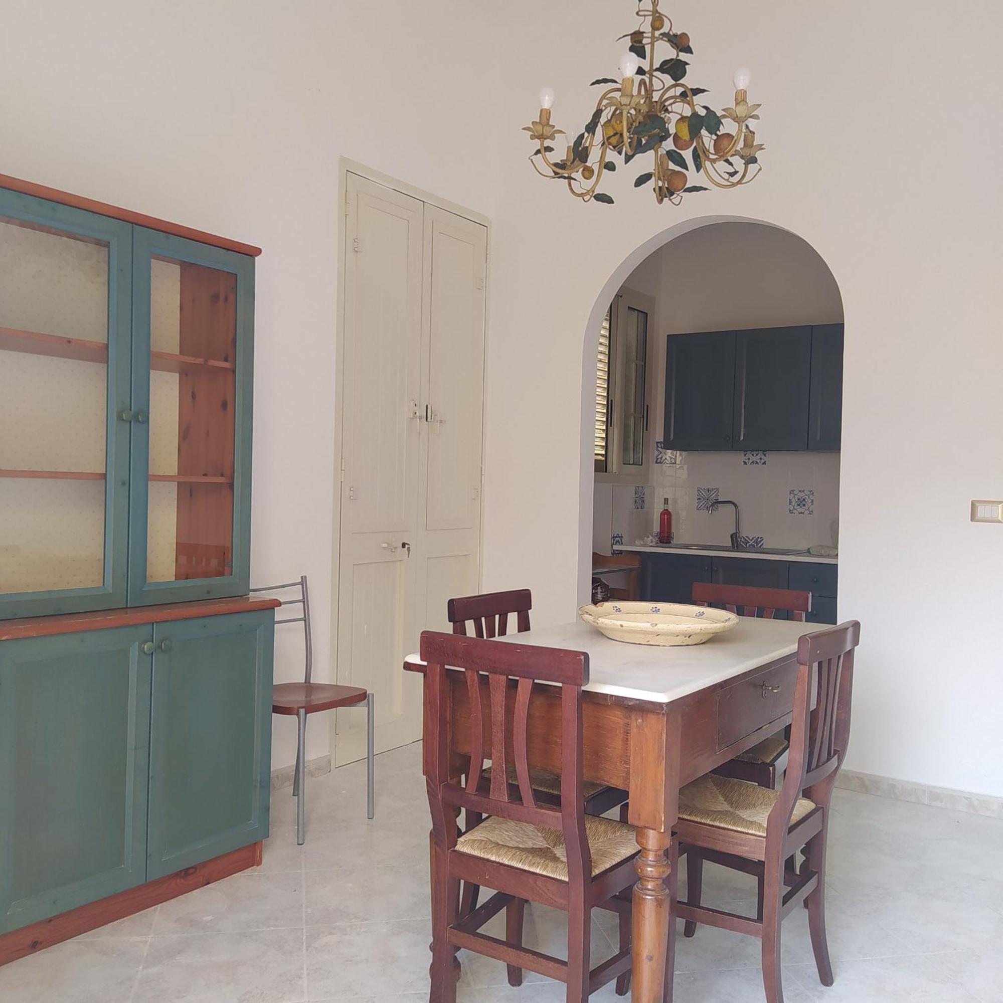 לצ'ה La Casetta Col Cortile מראה חיצוני תמונה